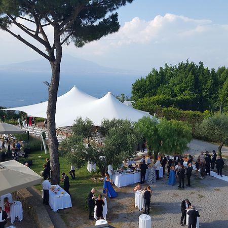 Hotel Oasi Olimpia Relais SantʼAgata sui Due Golfi Esterno foto