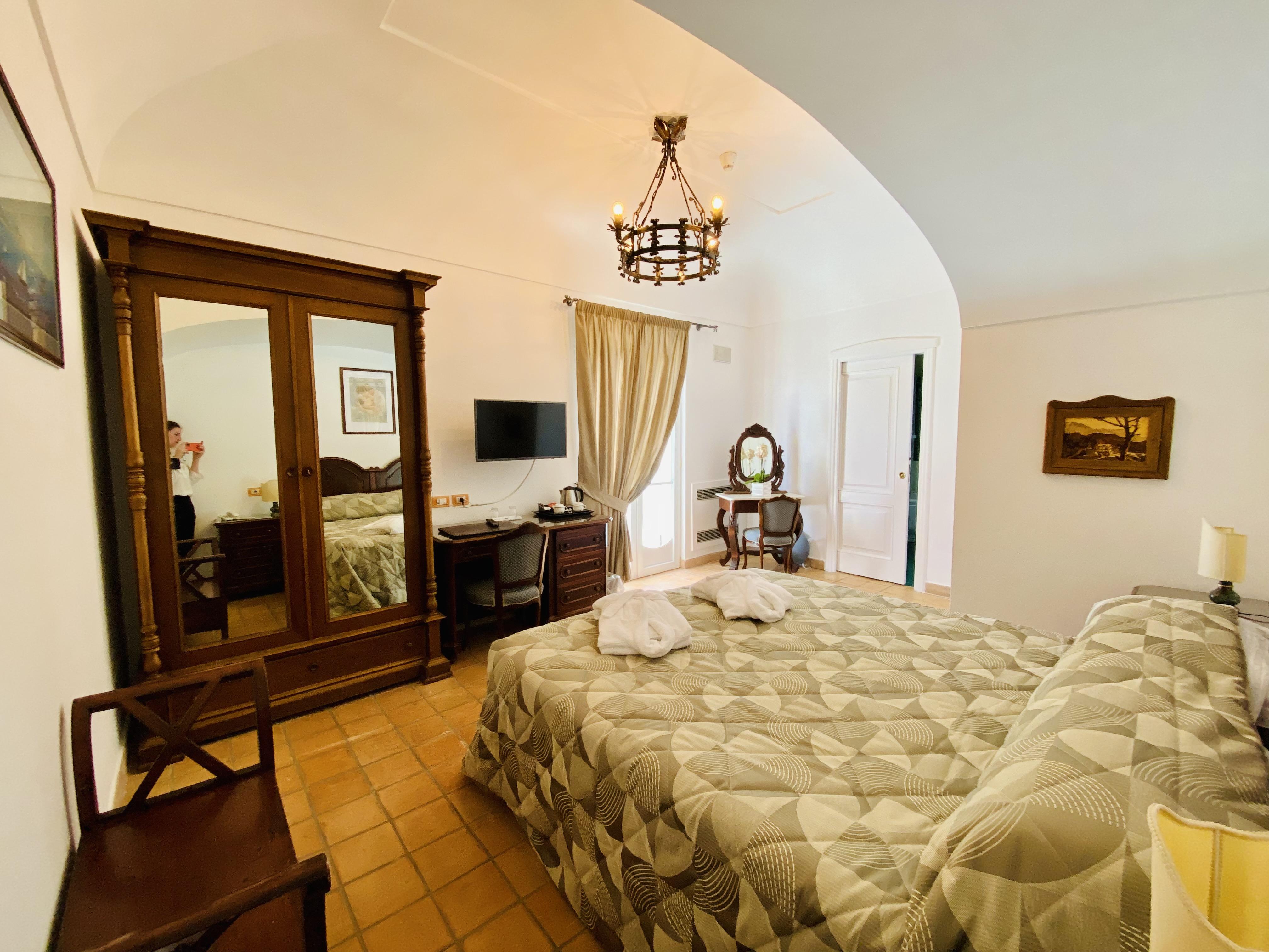 Hotel Oasi Olimpia Relais SantʼAgata sui Due Golfi Esterno foto