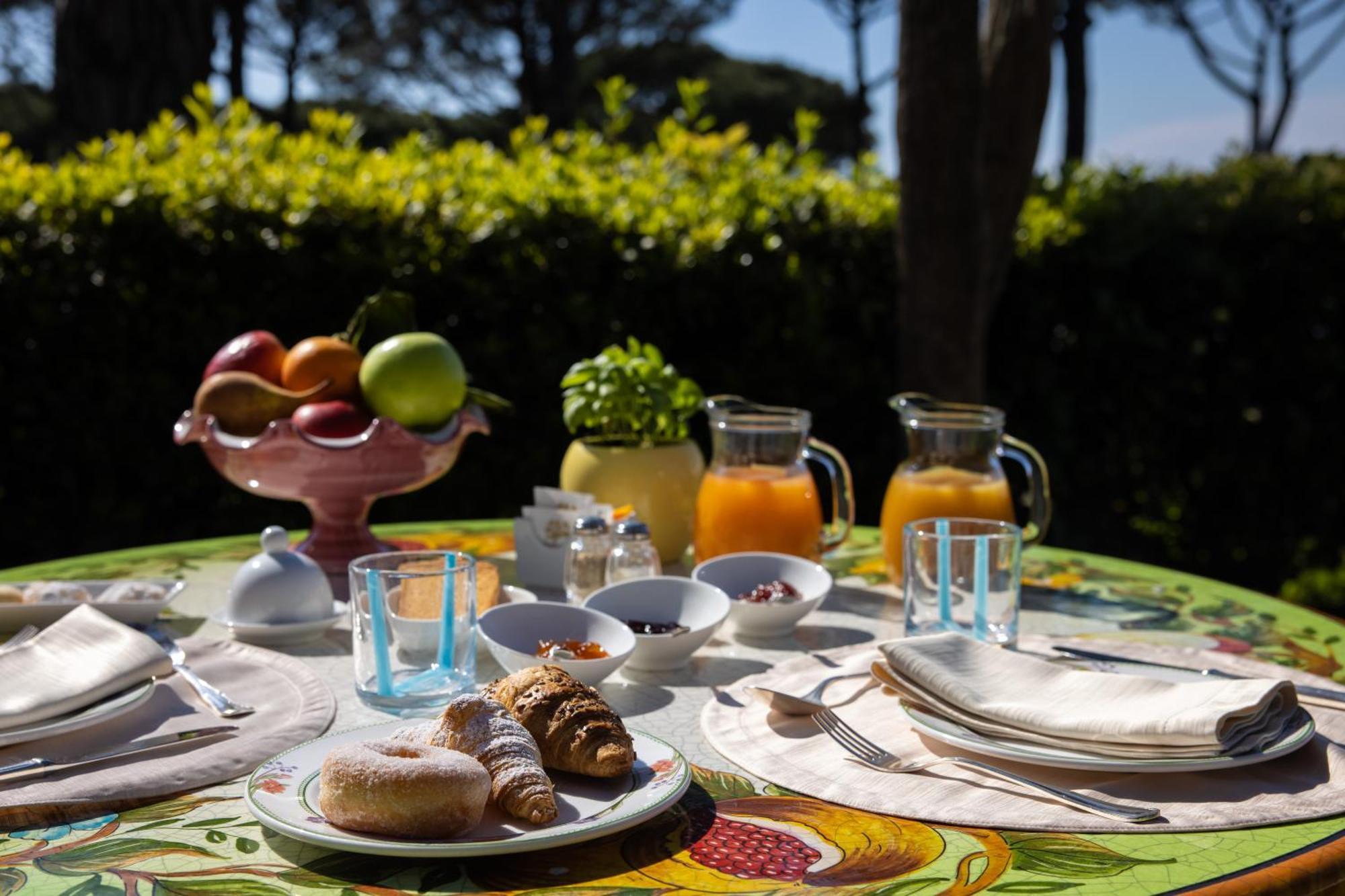 Hotel Oasi Olimpia Relais SantʼAgata sui Due Golfi Esterno foto