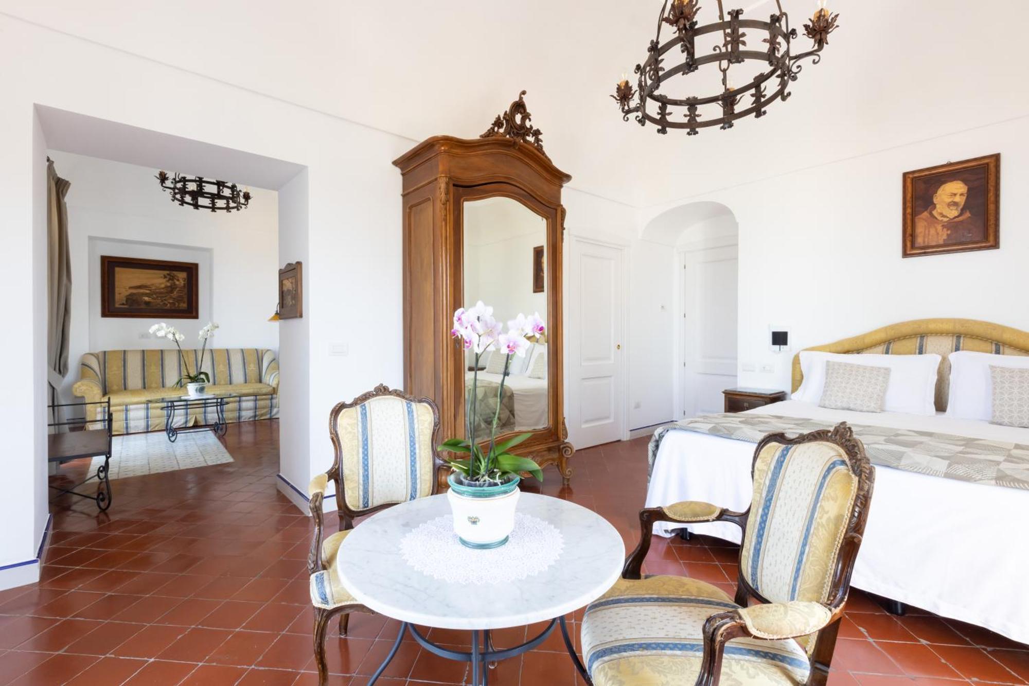 Hotel Oasi Olimpia Relais SantʼAgata sui Due Golfi Esterno foto
