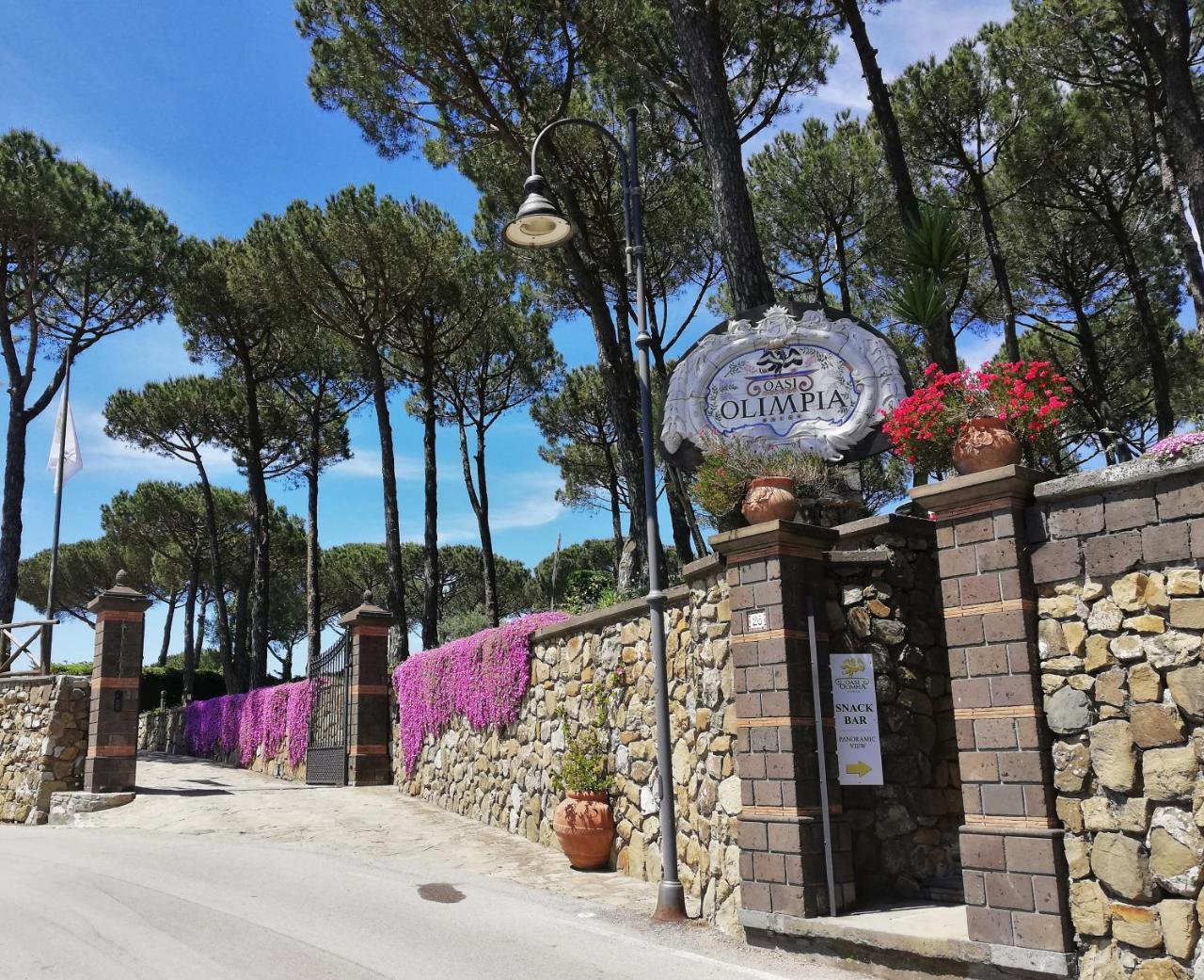 Hotel Oasi Olimpia Relais SantʼAgata sui Due Golfi Esterno foto